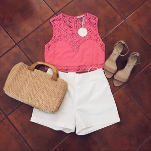 ***NWT*** 😉 Pink lace crop top